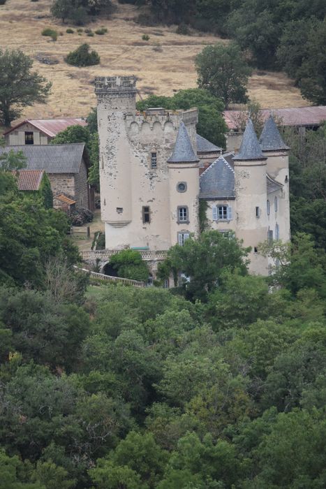 façade sud-est, vue partielle