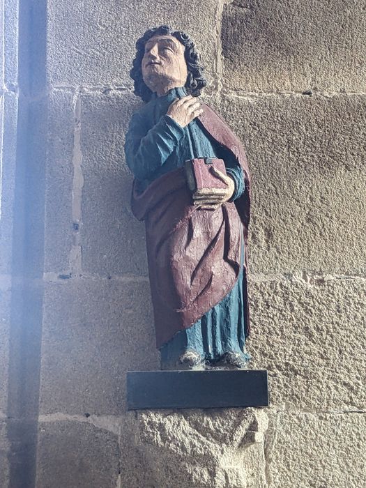 statue : Saint Jean
