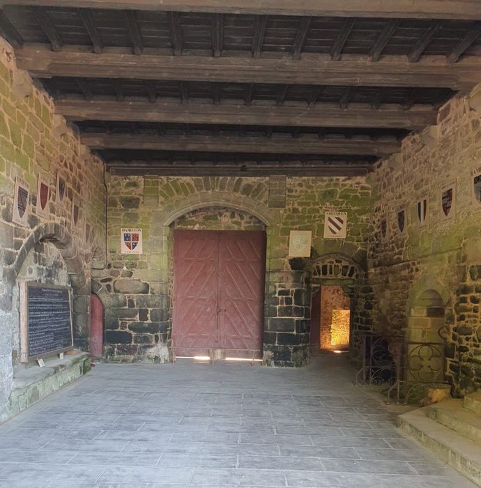 rez-de-chaussée de la porterie