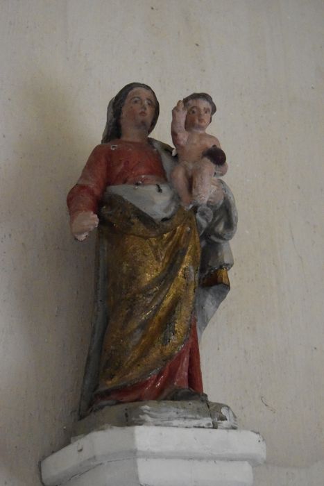statue : Vierge à l’Enfant