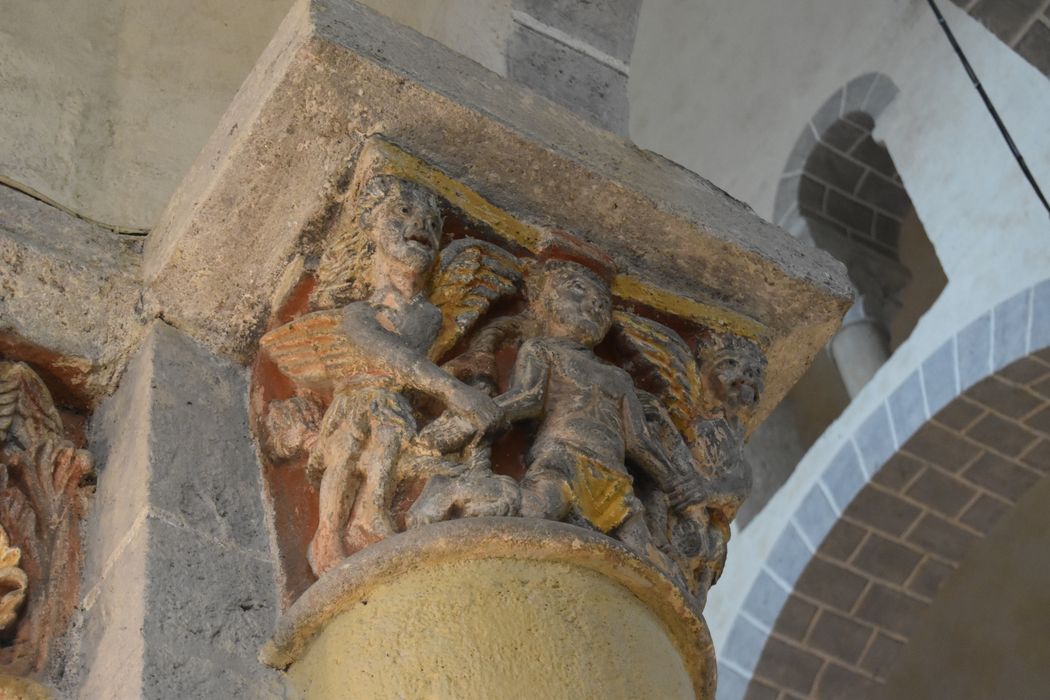 détail d’un chapiteau sculpté
