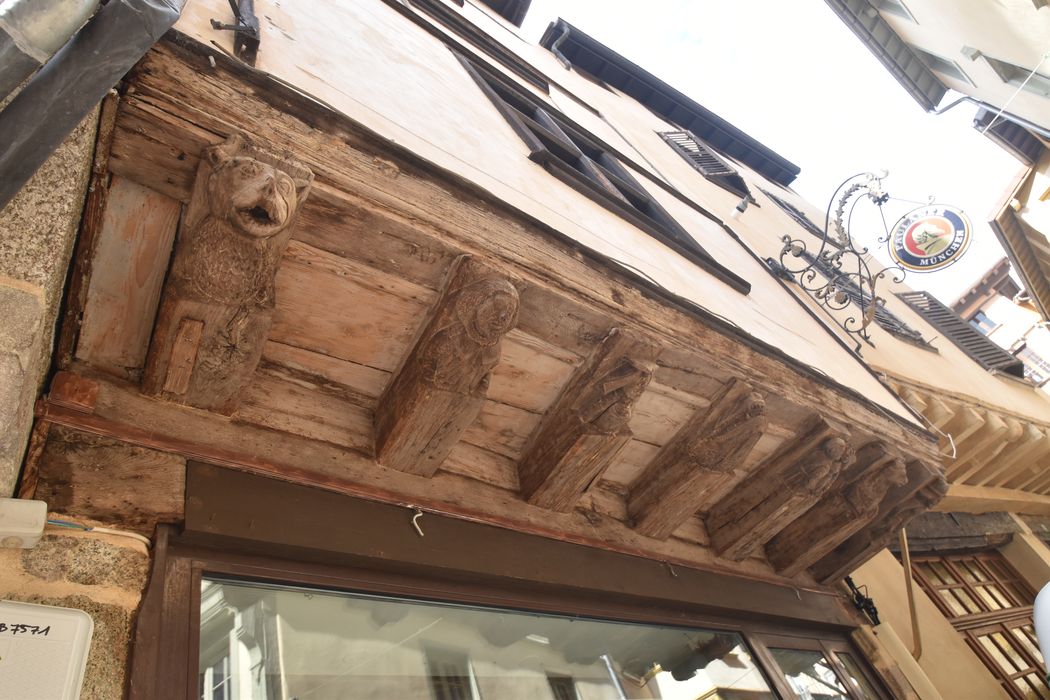 façade sur rue, détail