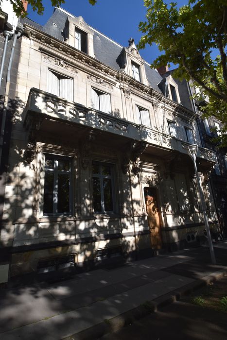 façade sur rue