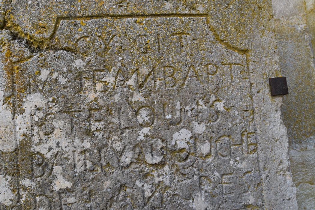 dalle funéraire de Jean-Baptiste Louis, détail de l’inscription