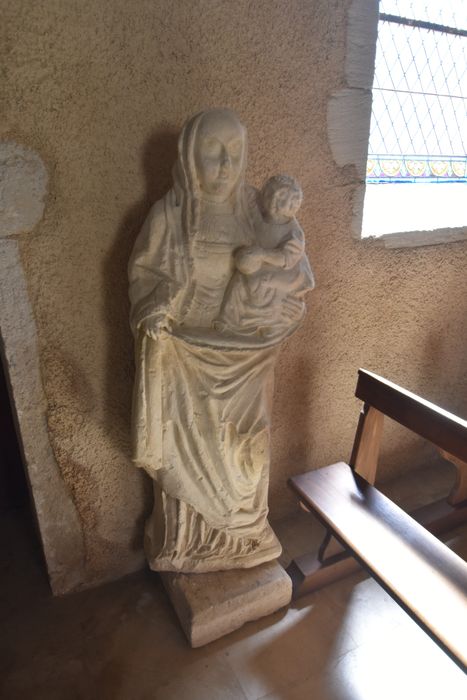 statue : Vierge à l’Enfant
