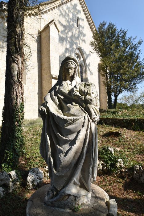 statue : Vierge à l’Enfant
