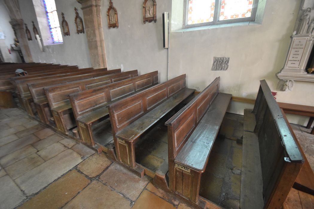 bancs de fidèles