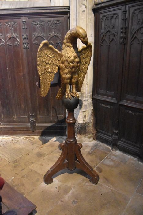 lutrin (aigle-lutrin)
