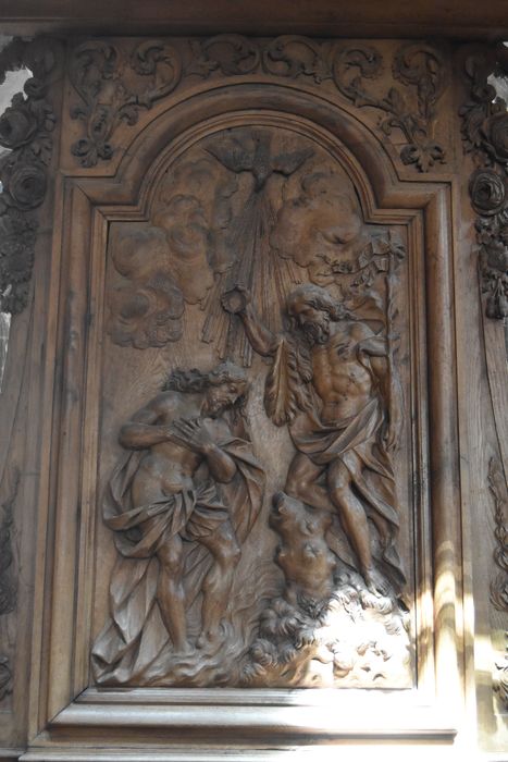 banc d'oeuvre, détail du bas-relief : Baptême du Christ