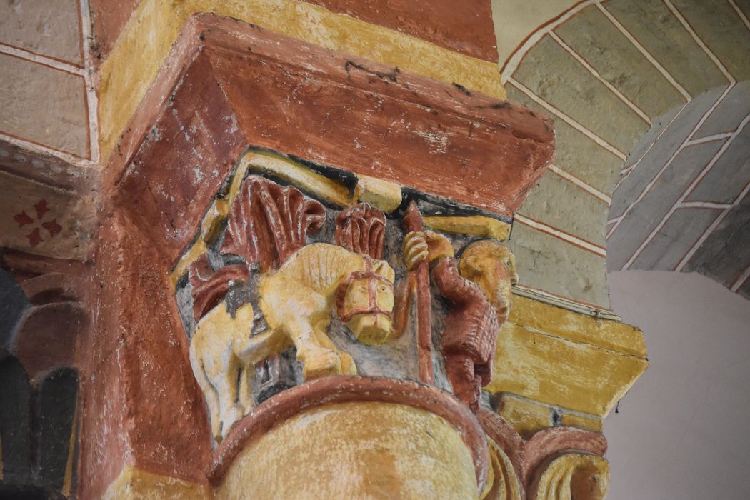 détail d’un chapiteau sculpté