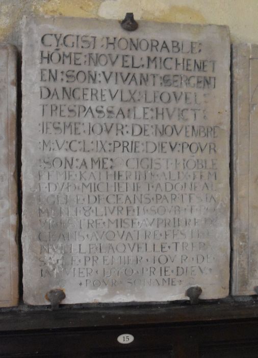 dalle funéraire de Novel Michenet, sergent, et Catherine Alix (n°15)