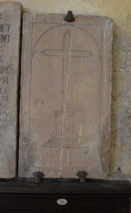 dalle funéraire d’Antoine Marichault, de Laurent Marichaut (n°16)