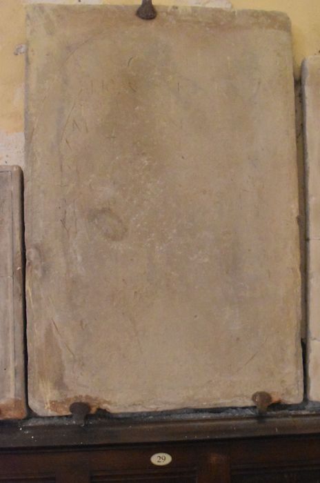 dalle funéraire de Quiriace Mercier (n°29)