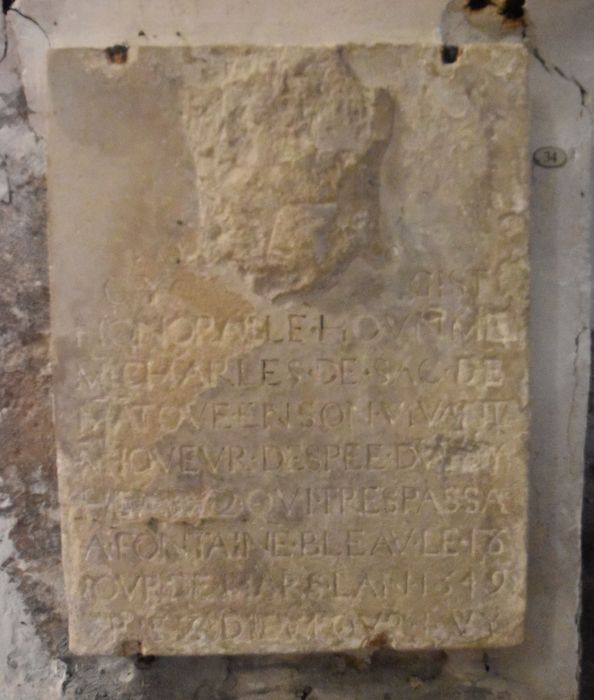 dalle funéraire de Charles de Sac (n°34)