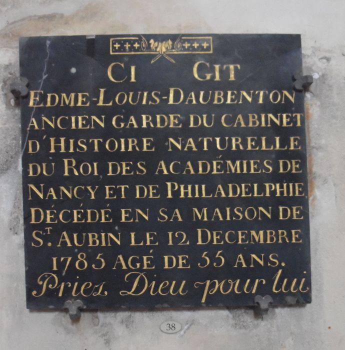 dalle funéraire d’Edme Louis Daubenton (n°38)