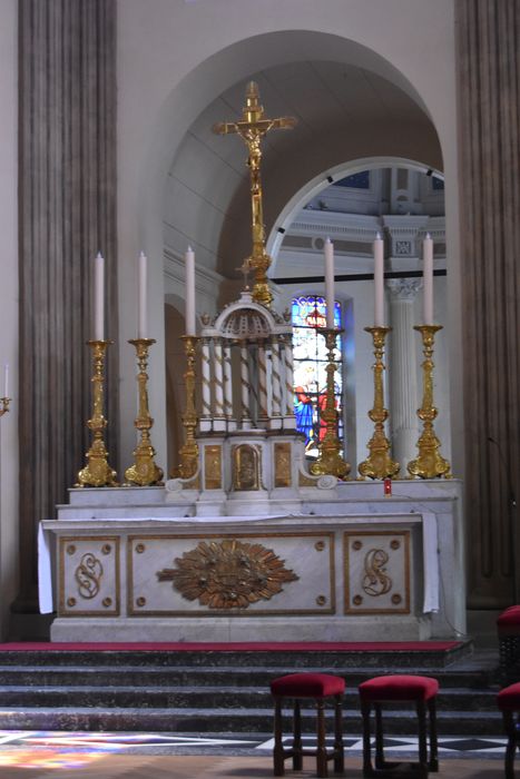 maître-autel, tabernacle