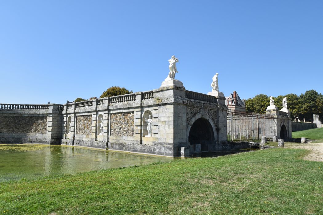 parc, bassin des Cascades, vue partielle