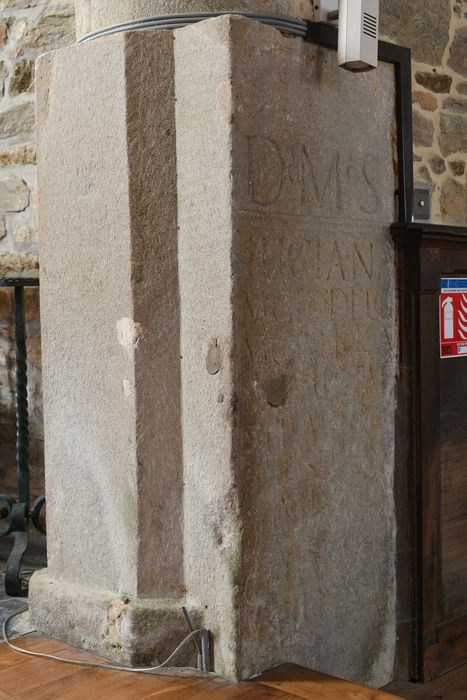 plaque funéraire