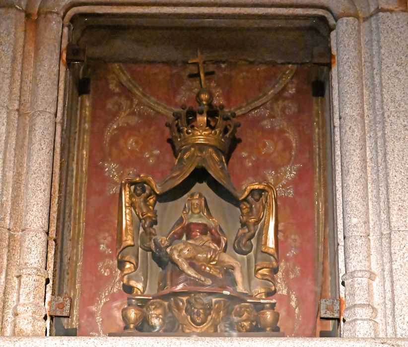 groupe sculpté, dais de procession (statuette) dit Notre-Dame-de-Layre : Vierge de Pitié