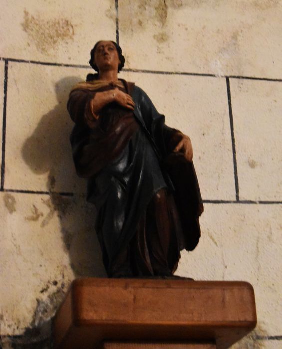 statue : Sainte Madeleine