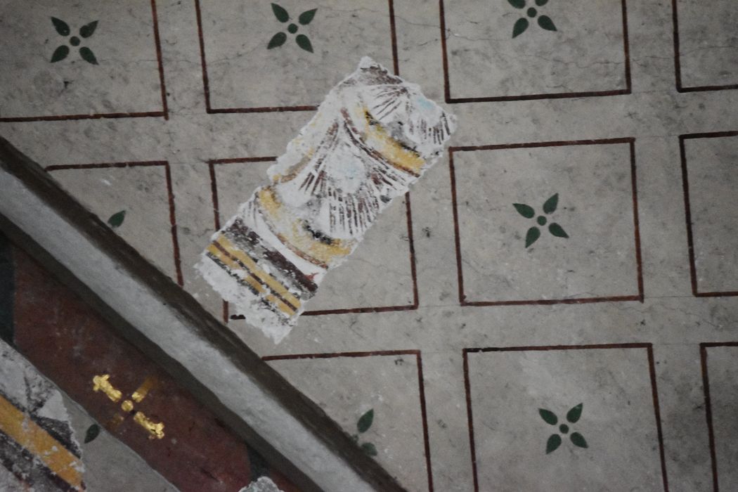 voûte de la nef, détail des peintures monumentales sous-jacentes