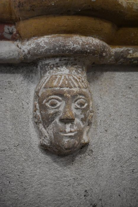 nef, détail d’une console sculptée