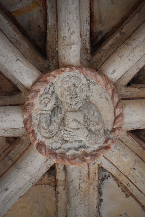 voûte du choeur, détail de la clef de voûte