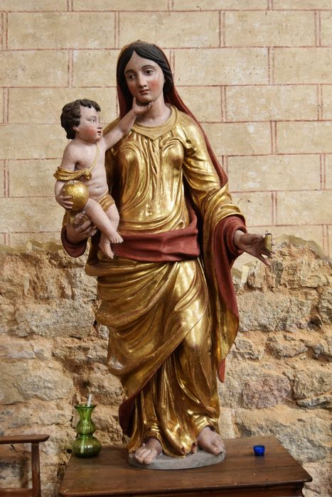 statue : Vierge à l’Enfant