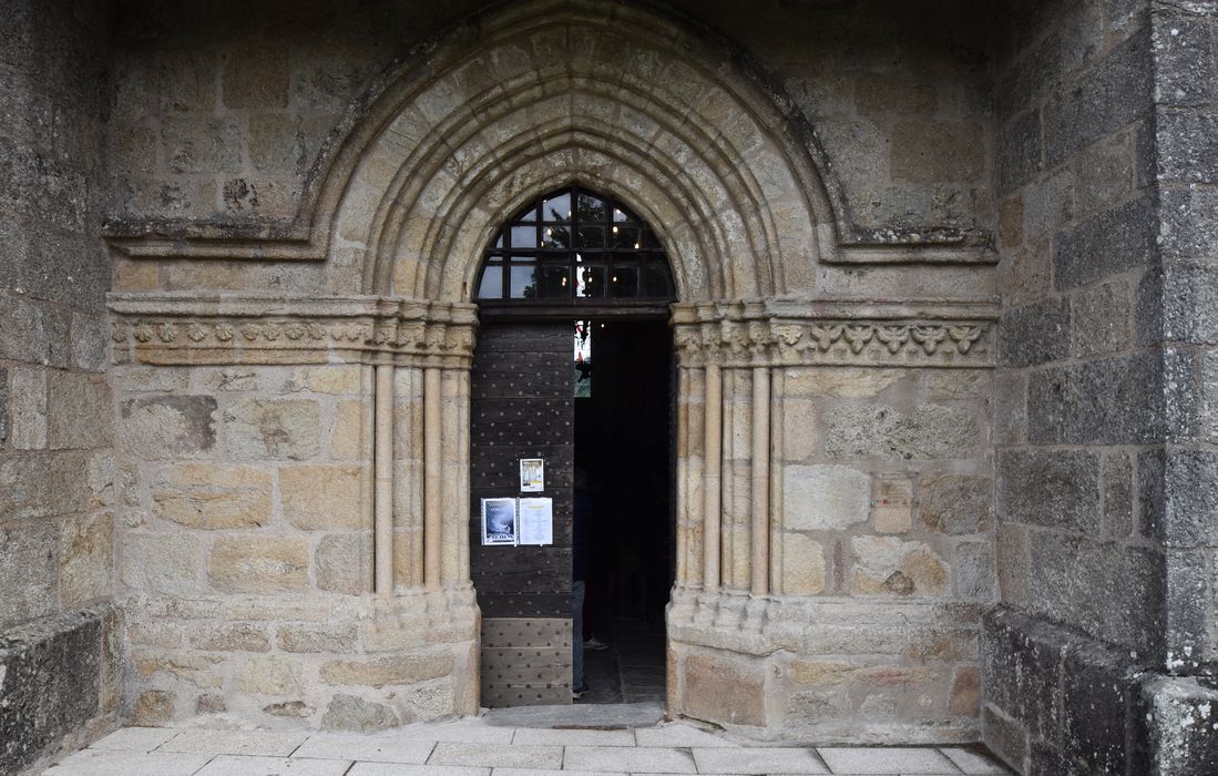 portail d’accès ouest