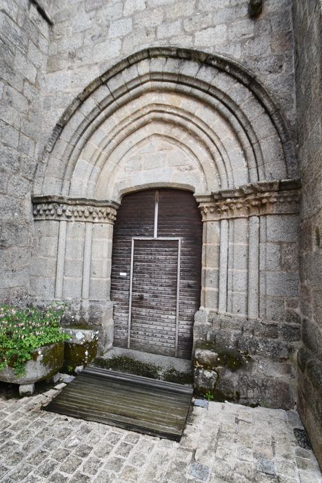 portail d’accès ouest