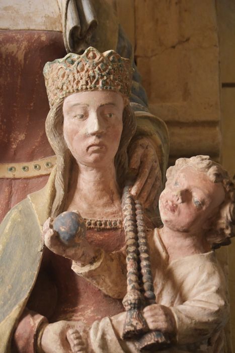 groupe sculpté : Sainte Anne, la Vierge à l’Enfant dit sainte Anne trinitaire, vue partielle