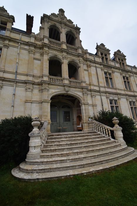 façade sud, vue partielle