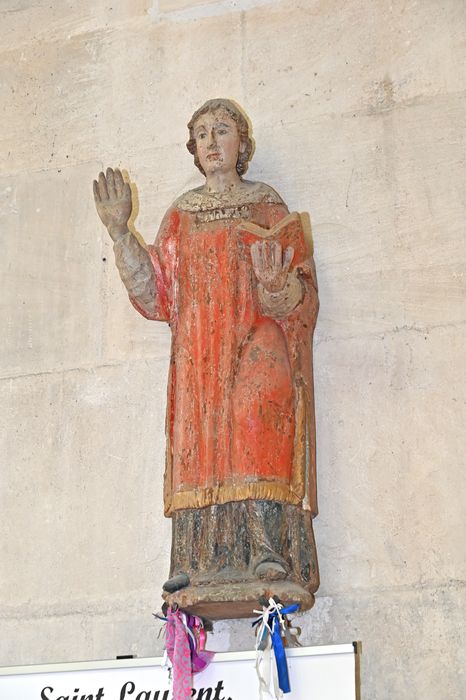 statue : Saint Laurent