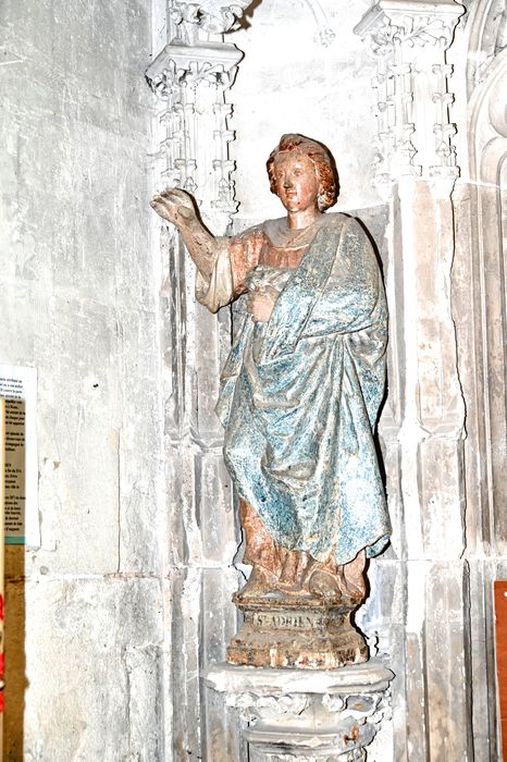statue : Saint Adrien (?)