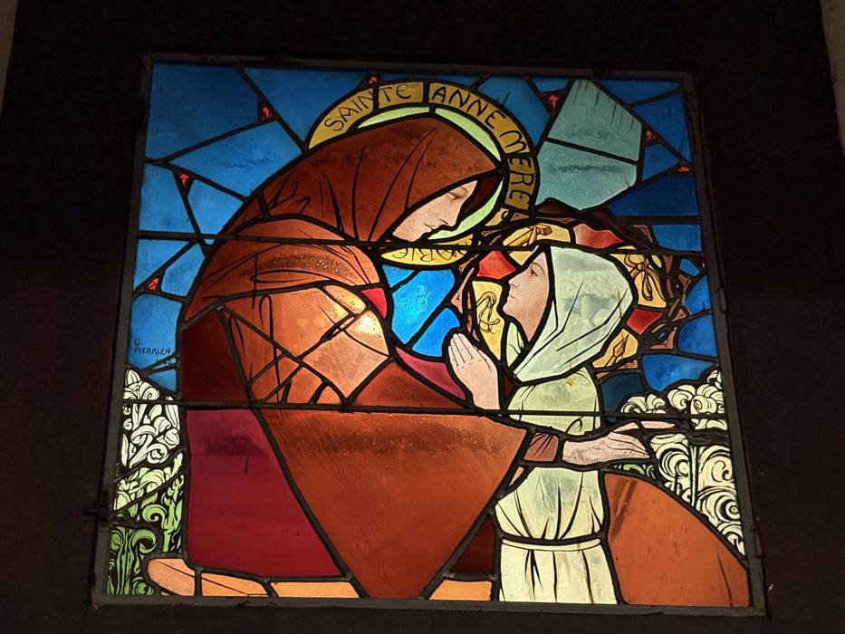 verrière du vestibule de la sacristie : Sainte Anne et la Vierge
