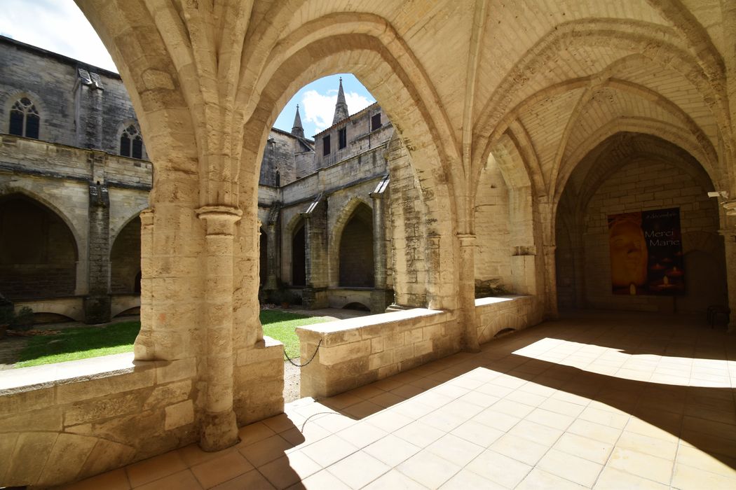 cloître, galerie nord