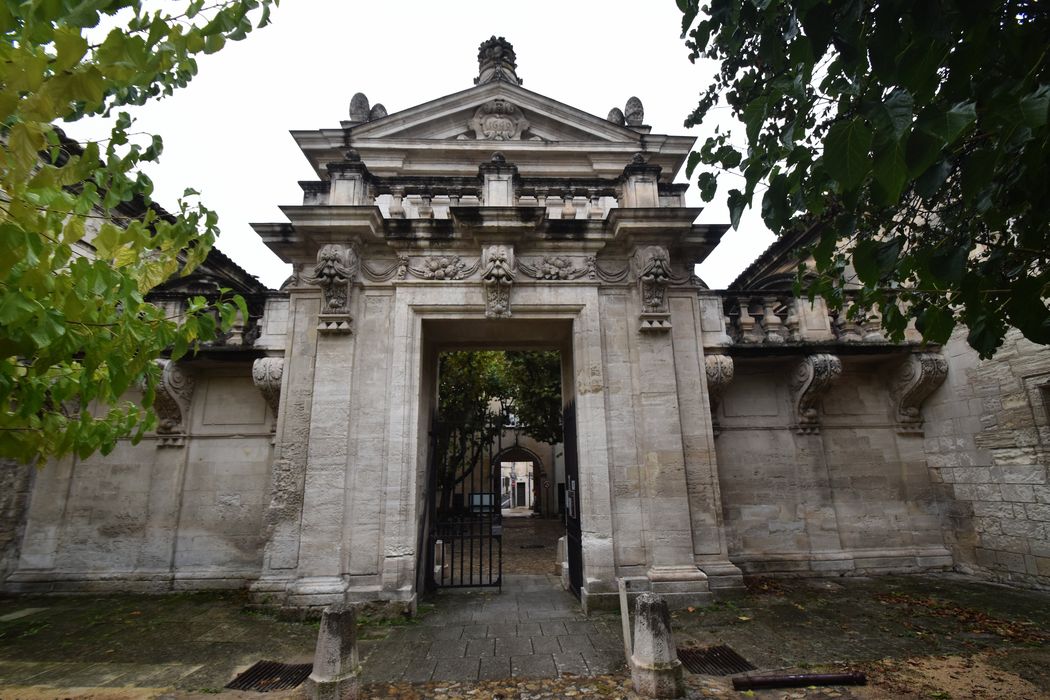 portail monumental de la Valfenière, élévation est