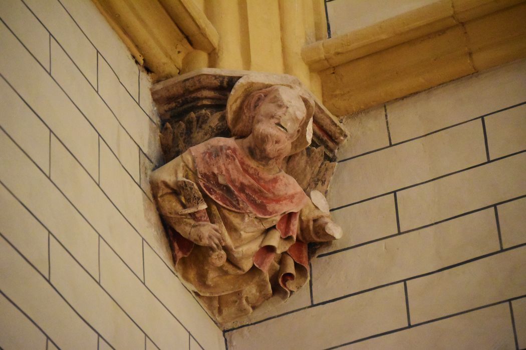 chapelle haute (chapelle Sainte-Croix), détail d’un culot sculpté