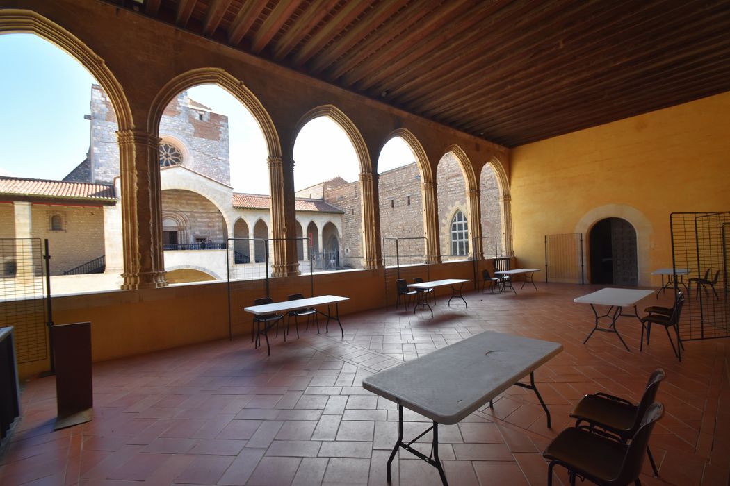 aile sud, galerie du 1er étage (palais Blanc)