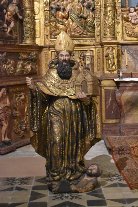 statue : Saint Augustin écrasant Avérroès