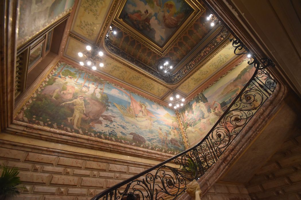 escalier d’honneur