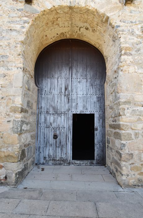 église abbatiale, portail d’accès ouest