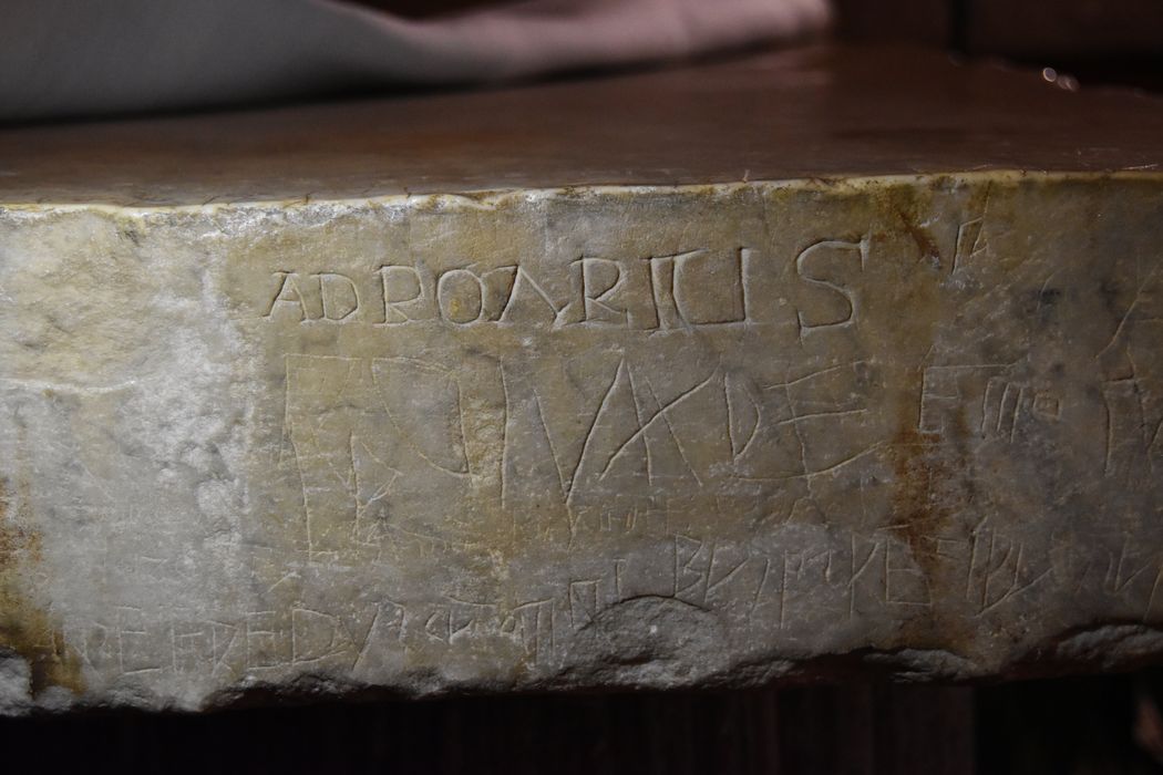 table d’autel, détail