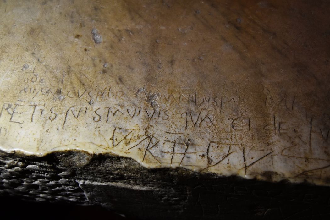 table d’autel, détail