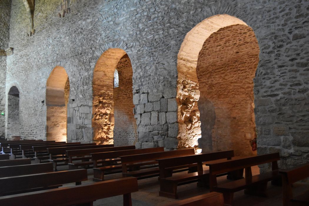 église abbatiale, nef, grandes arcades nord