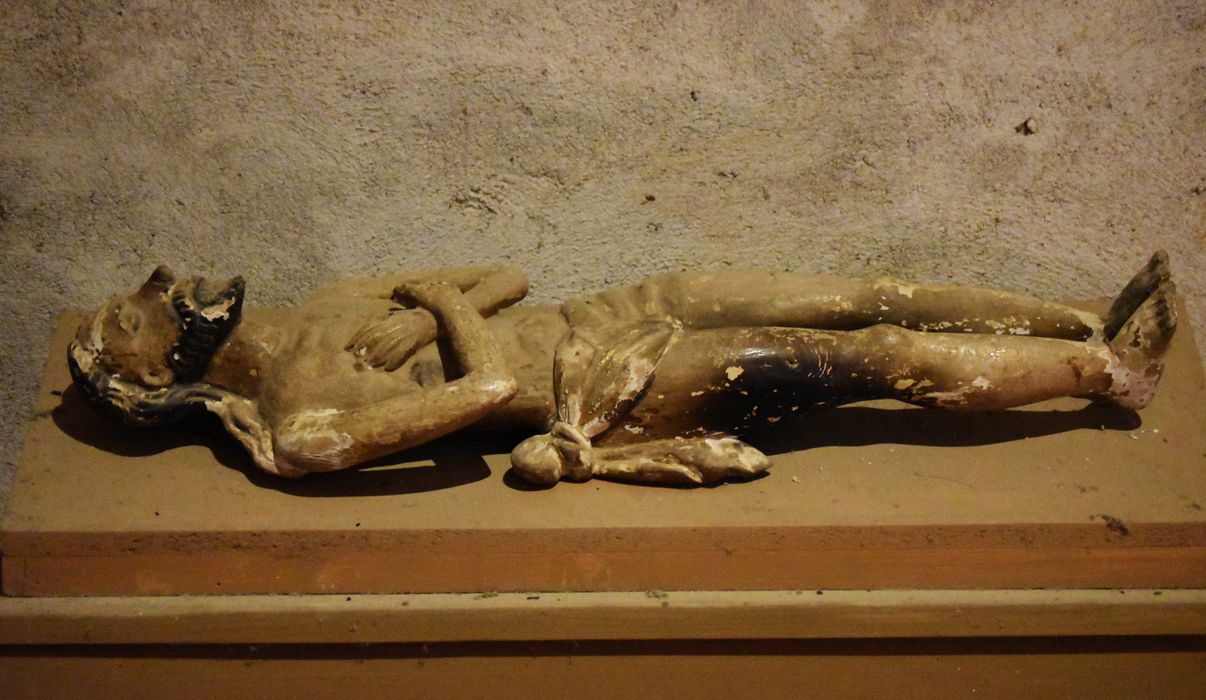 statue : Christ gisant