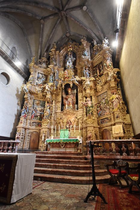 maître-autel, retable du Triomphe de saint Pierre
