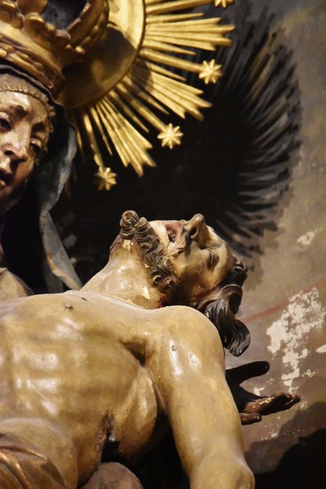 chapelle Saint-Louis-de-Gonzague, groupe sculpté : Vierge de pitié, détail