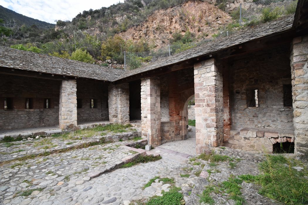 remparts nord, retoude précédent le bastion de la Boucherie au nord