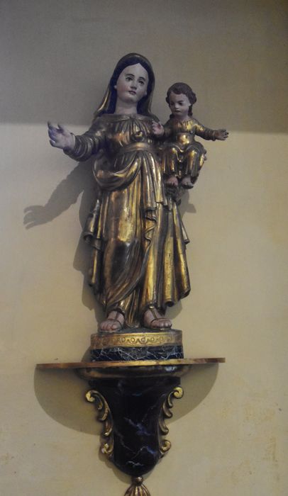 statue : Vierge à l’Enfant